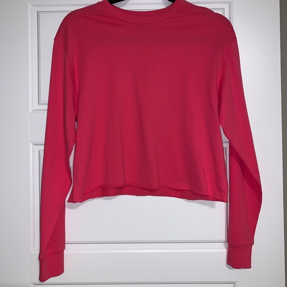 SOLD✨ Aritzia TNA long sleeve comfy top - Picture 1 of 5